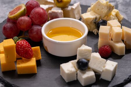 Сырная тарелка