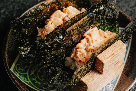 Хенд-ролл с хамачи