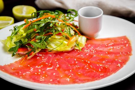 Карпаччо из тунца