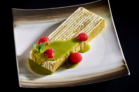 Сметанник с чаем матча