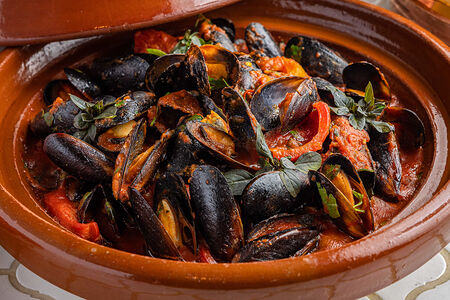 Мидии в тажине