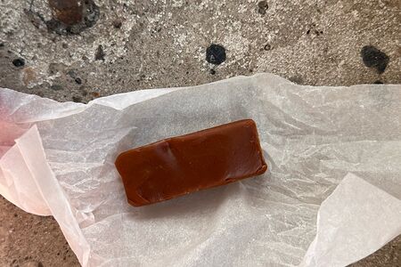 Ириска с молочным шоколадом