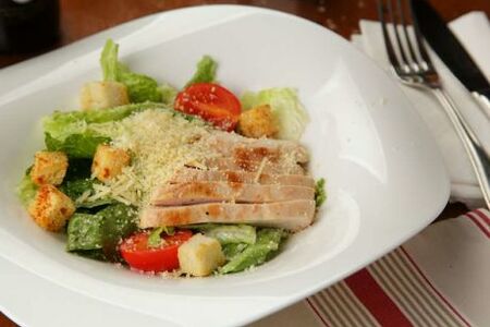 Цезарь с курицей