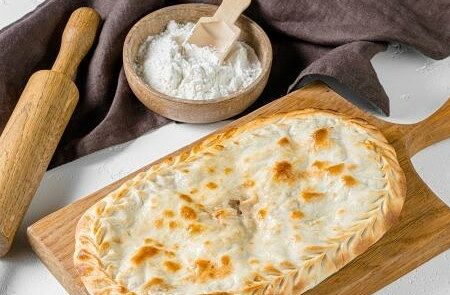 Мясной пирог Къачи