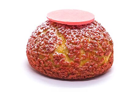 Пирожное Шу ягодное