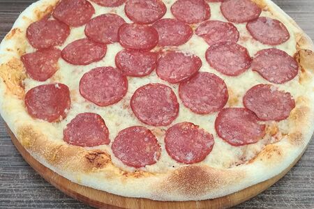 Пицца Колбасная