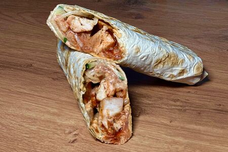 Шаурма со свининой маленькая