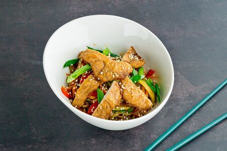 Удон с курицей