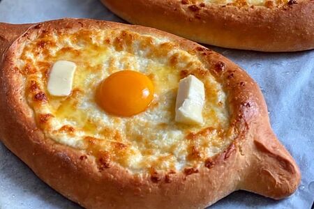 Хачапури по-аджарски