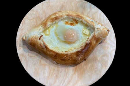 Хачапури по-аджарски