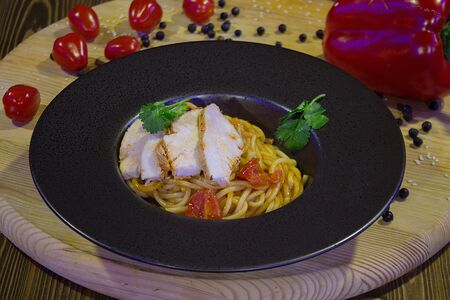 Паста том ям