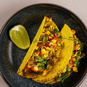 Տակոներ ծովախեցգետնով և ավոկադոյով