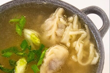 Баншатай шулэн (суп с пельменями)