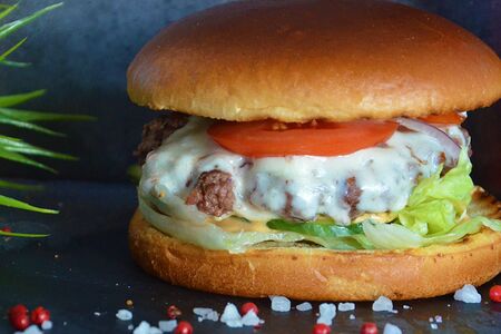 Атлет бургер