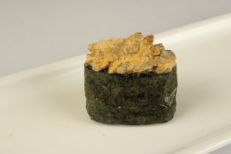 Спайси суши с угрем