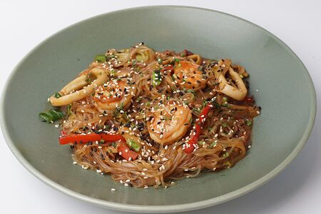 Фунчоза с морепродуктами