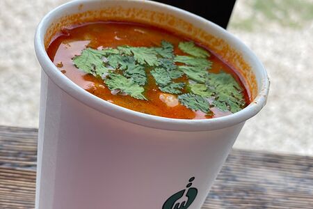 Том ям с креветками