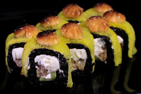 Ролл Солнечный дракон