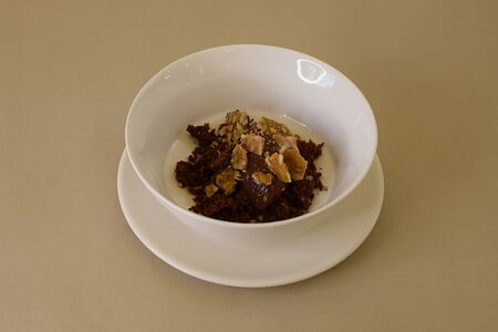 Шоколадный ганаш с кремом из чёрной смородины