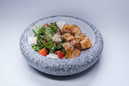 Баклажан с сочным томатом и нежным сыром