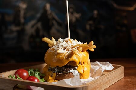 Бургер Сырная Янка