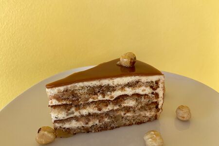 Ореховый торт