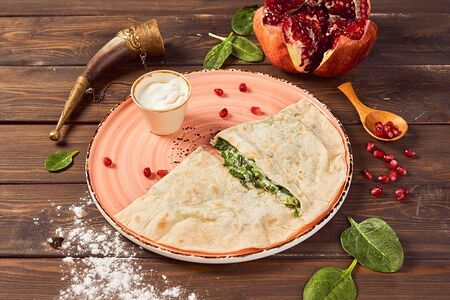 Кутабы с зеленью