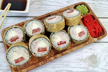 Ролл Темпура кани