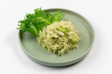 Салат Капустный с сельдереем и свежими огурцами