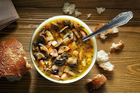 Карри с лососем и шампиньонами