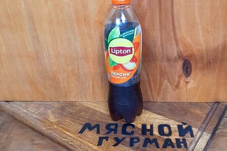 Чай Lipton Черный персик в бутылке