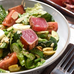 Известный как Нисуаз