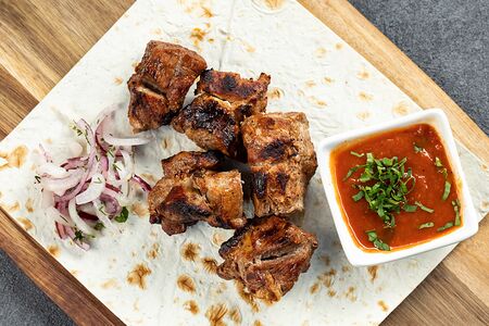 Шашлык из cвинoй шеи