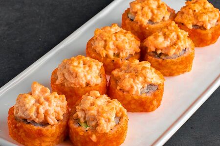 Брутальный ролл жаркий запеченный