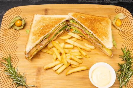 Клаб-сэндвич с курицей