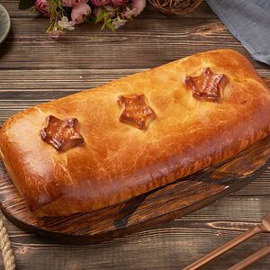 Пирог с черникой и творожным креметте