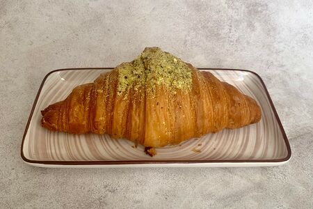 Круассан с Фисташкой