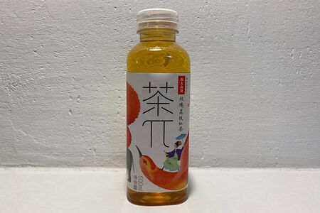 Китайский безалкогольный напиток Каншифу со вкусом чая с винoградом