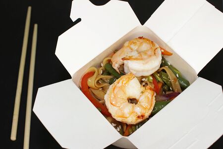 Лапша Вок с креветками