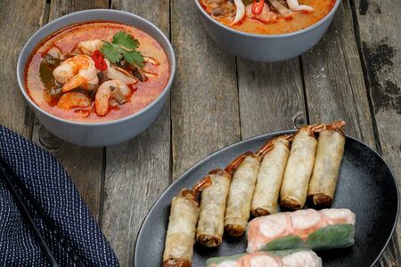 Набор: том ям (2 шт.), нэм том (6 шт.), фреш-ролл (2 шт.)