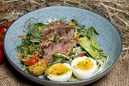 Картофельный стейк салат