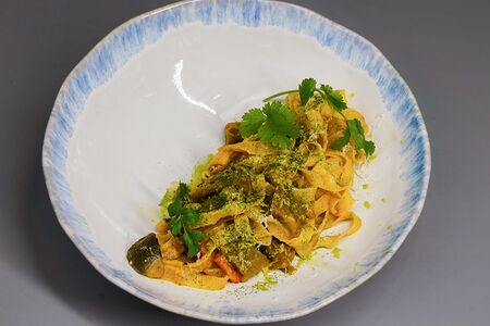 Феттуччине с овощами гриль