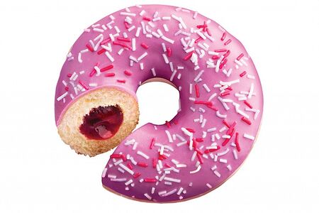 Донат с ягодной глазурью