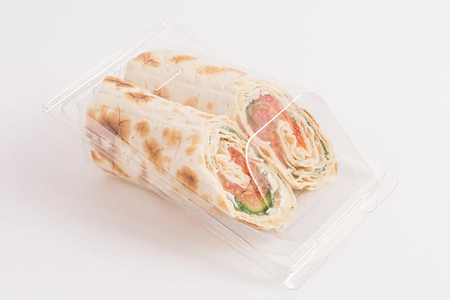 Сэндвич-ролл с красной рыбой и сливочным сыром