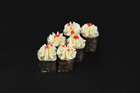 Сливочный ролл с лососем