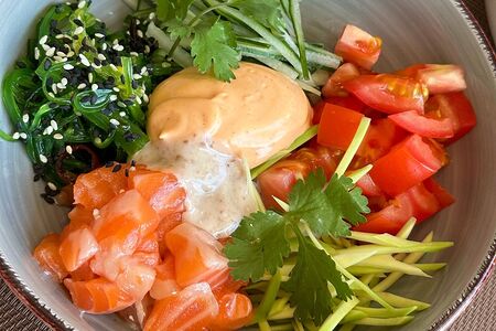 Поке с лососем