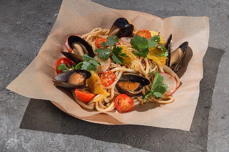 Сладкий чили с курицей