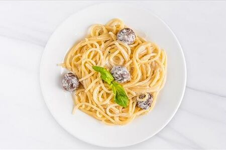 Паста спагетти с сырным соусом