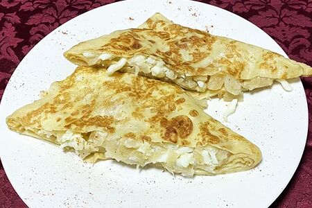 Блин с капустой и яйцом