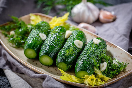 Огурцы малосольные